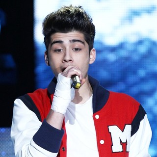 Zayn Malik, One Direction in One Direction Perform Live for The Theatre of Performing Arts
