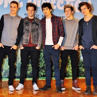 One Direction Attend A Press Conference - one-direction-press-conference-tokyo-02