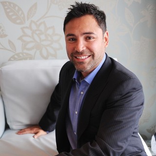 Oscar De La Hoya in The Boxing Legend Posing at A Venue in Leicester Square - oscar-de-la-hoya-posing-02