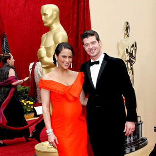 Paula Patton, Robin Thicke in The 82nd Annual Academy Awards (Oscars) - Arrivals