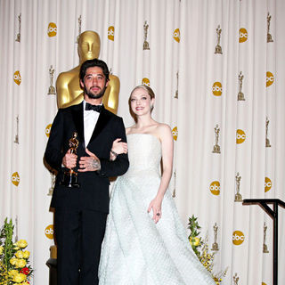Ryan Bingham, Amanda Seyfried in The 82nd Annual Academy Awards (Oscars) - Press Room