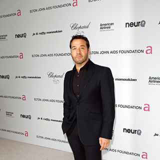 Jeremy Piven in 18th Annual Elton John AIDS Foundation Academy Awards (Oscars) Viewing Party - Arrivals