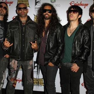 Otherwise in 2012 Revolver Golden Gods Awards Show