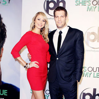 Stacy Keibler, Geoffrey Stults in The Las Vegas Premiere of 'She's Out of My League'