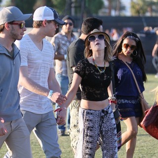 Chord Overstreet, Emma Roberts in Celebrities at The 2012 Coachella Valley Music and Arts Festival -  Day 2