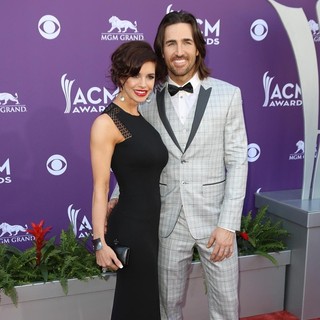 Jake Owen in 48th Annual ACM Awards - Arrivals - owen-buchanan-48th-annual-acm-awards-03
