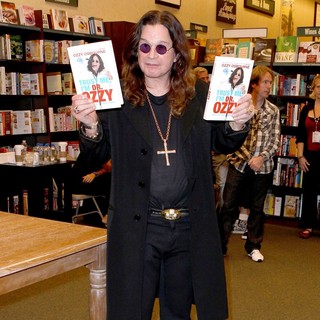 Ozzy Osbourne at His Booksigning for Trust Me, I'm Dr. Ozzy