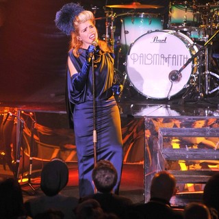 Paloma Faith in Paloma Faith Performing in Concert