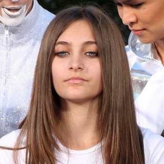 Paris Jackson in Michael Jackson's Family and Children Immortalized Their Late Father in Cement