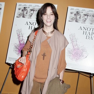 Parker Posey in New York Screening of Another Happy Day - Arrivals - parker-posey-screening-another-happy-day-02