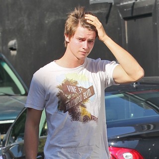 Patrick Schwarzenegger in Patrick Schwarzenegger Out Shopping in Hollywood