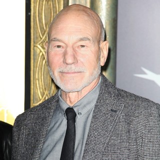 Patrick Stewart in Premiere of The Hobbit: An Unexpected Journey