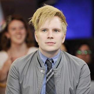 Patrick Stump Appearances on Much Music's New.Music.Live Promoting His Album Soul Punk - patrick-stump-promoting-soul-punk-02
