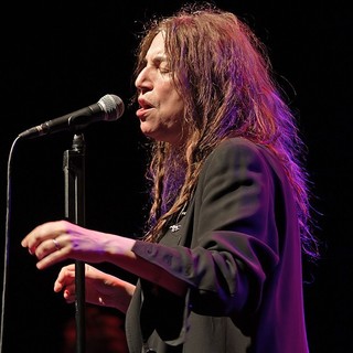 Patti Smith Performs Live - patti-smith-performs-live-07