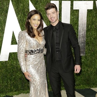 Paula Patton in 2013 Vanity Fair Oscar Party - Arrivals - patton-thicke-2013-vanity-fair-oscar-party-06