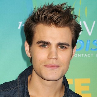 Paul Wesley in 2011 Teen Choice Awards