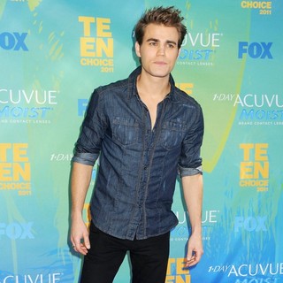 Paul Wesley in 2011 Teen Choice Awards