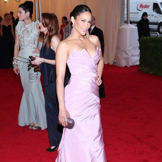 Paula Patton in Schiaparelli and Prada Impossible Conversations Costume Institute Gala