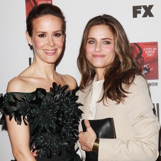 Sarah Paulson, Amanda Peet in Premiere Screening of FX's American Horror Story: Asylum