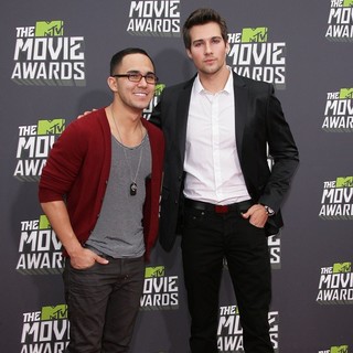 Carlos Pena Jr., James Maslow, Big Time Rush in 2013 MTV Movie Awards - Arrivals