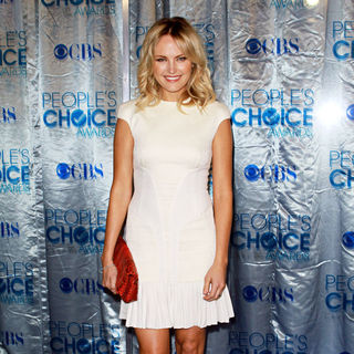 Malin Akerman in 2011 People's Choice Awards - Arrivals