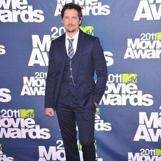 Peter Facinelli in 2011 MTV Movie Awards - Arrivals