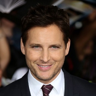 Peter Facinelli in The Premiere of The Twilight Saga's Breaking Dawn Part II