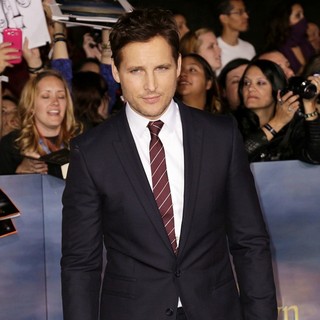 Peter Facinelli in The Premiere of The Twilight Saga's Breaking Dawn Part II