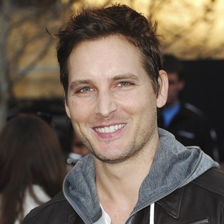 Peter Facinelli in Los Angeles Premiere of The Hunger Games - Arrivals