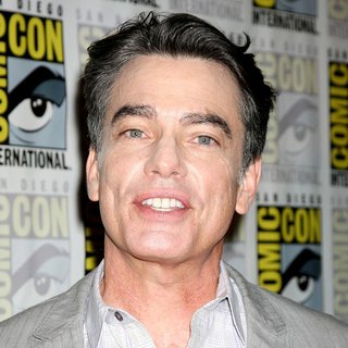 Peter Gallagher in 2011 Comic Con Convention - Day 1 - Arrivals
