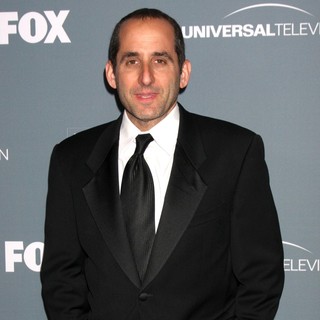 Peter Jacobson in Fox's House Series Finale Wrap Party - Arrivals