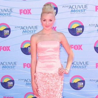 The 2012 Teen Choice Awards - Arrivals