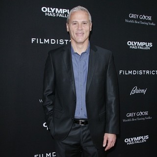 Los Angeles Premiere of Olympus Has Fallen - phil-austin-premiere-olympus-has-fallen-02