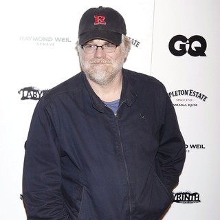 Philip Seymour Hoffman in Celebrity Charades 2011: Down and Derby - Arrivals
