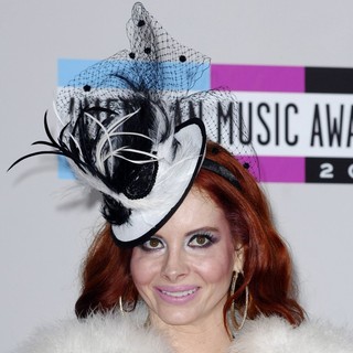 2011 American Music Awards - Arrivals