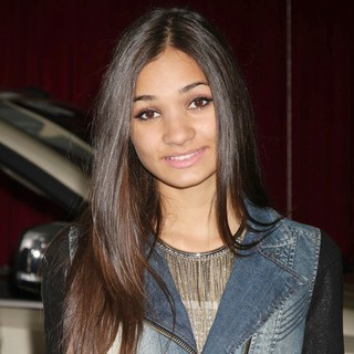 Pia Mia in The Premiere of Walt Disney Pictures' The Muppets - Arrivals