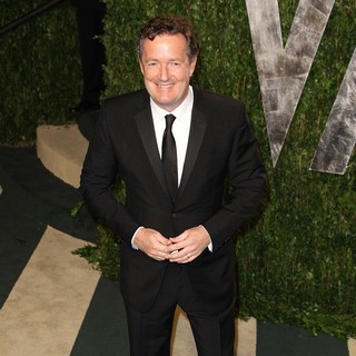 Piers Morgan in 2012 Vanity Fair Oscar Party - Arrivals