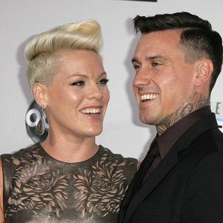 Pink, Carey Hart in The 40th Anniversary American Music Awards - Arrivals