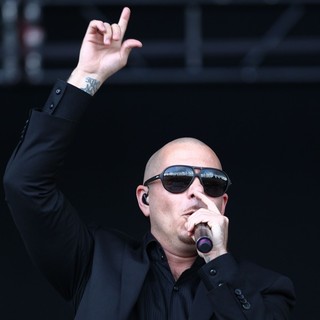 Pitbull in Barclaycard Wireless Festival 2012 - Day 3