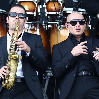 Pitbull in Barclaycard Wireless Festival 2012 - Day 3 - pitbull-barclaycard-wireless-festival-2012-day-3-04