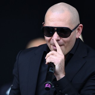 Pitbull in Barclaycard Wireless Festival 2012 - Day 3 - pitbull-barclaycard-wireless-festival-2012-day-3-06