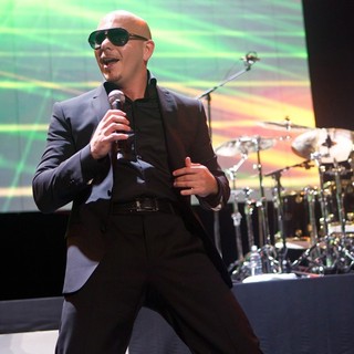 Pitbull Performs in Concert at Crocus City Hall - pitbull-performs-in-concert-at-crocus-city-hall-04