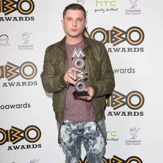 Plan B in The MOBO Awards 2012 - Press Room - plan-b-mobo-awards-2012-press-room-03