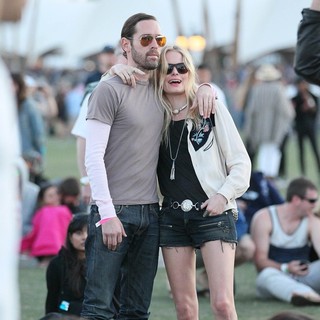 Kate Bosworth in Celebrities at The 2012 Coachella Valley Music and Arts Festival - Day 2 - polish-bosworth-2012-coachella-day-2-10