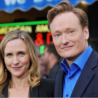 Liza Powel, Conan O'Brien in Los Angeles Premiere of Super 8