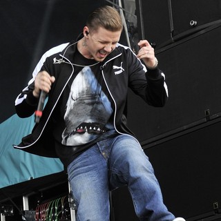 Professor Green in BBC Radio 1's Hackney Weekend - Day 2 - professor-green-hackney-weekend-day-2-17