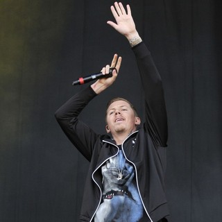 Professor Green in BBC Radio 1's Hackney Weekend - Day 2 - professor-green-hackney-weekend-day-2-21