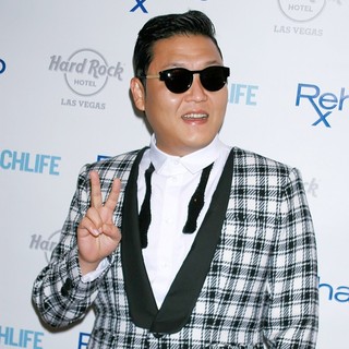 PSY in PSY Helps Close Out The Season of Rehab