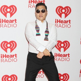 PSY in 2012 iHeartRadio Music Festival - Day 1 - Arrivals