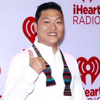 PSY in 2012 iHeartRadio Music Festival - Day 1 - Arrivals